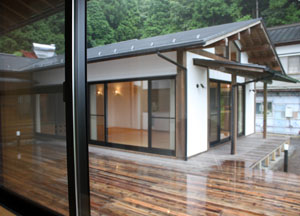 中庭 ウッドデッキ 駿東郡小山町